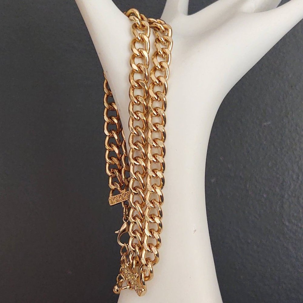 Double chain link gold bracelet